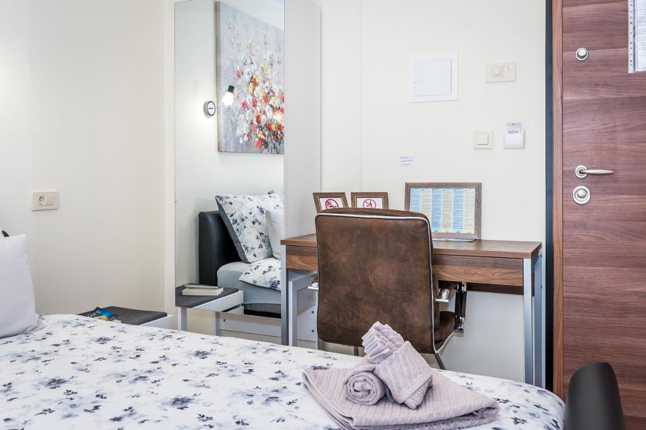 Slatki Snovi II Otel Knin Dış mekan fotoğraf