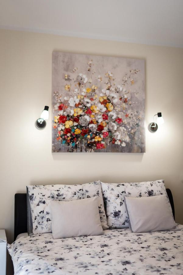 Slatki Snovi II Otel Knin Dış mekan fotoğraf
