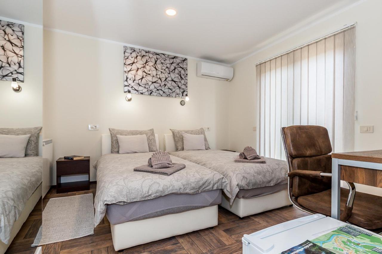 Slatki Snovi II Otel Knin Dış mekan fotoğraf